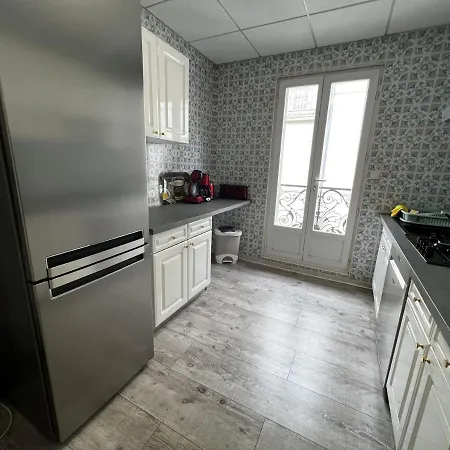 La Bourboule, 4 Pieces, 8 Personnes - Fr-1-667-9 Appartement *