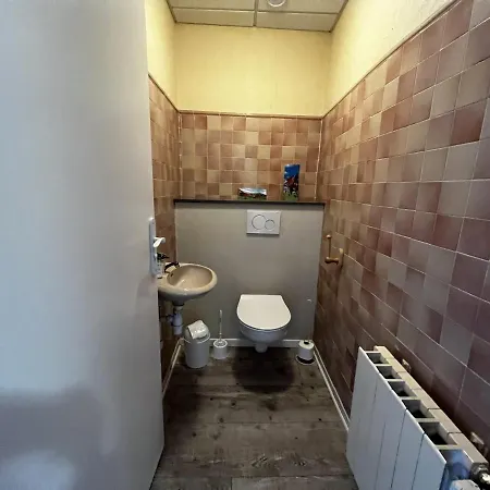 Appartement La Bourboule, 4 Pieces, 8 Personnes - Fr-1-667-9 *
